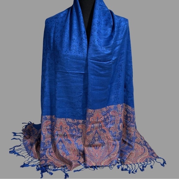 Elegant Shawl in Floral Royal Blue - Versatile Wrap, Scarf, or Veil, Light Soft - Picture 1 of 16